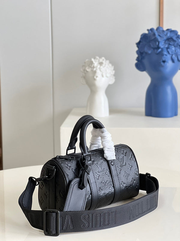 Alice Bags- Louis Vuittons - 16420