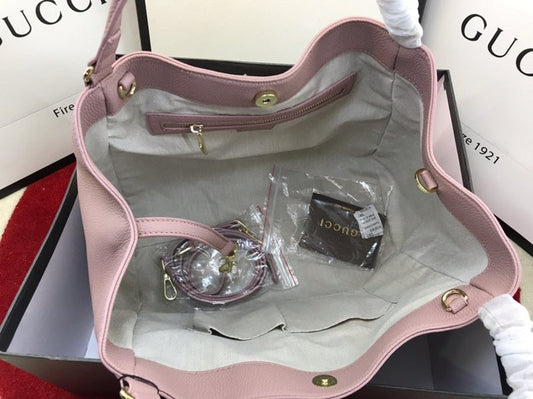 Gucci Bags - The Tote 515