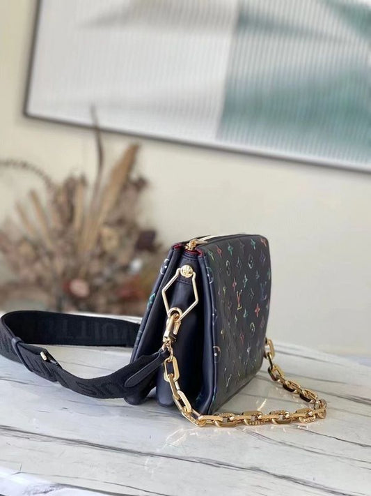 Alice Bags- Louis Vuittons - 16356