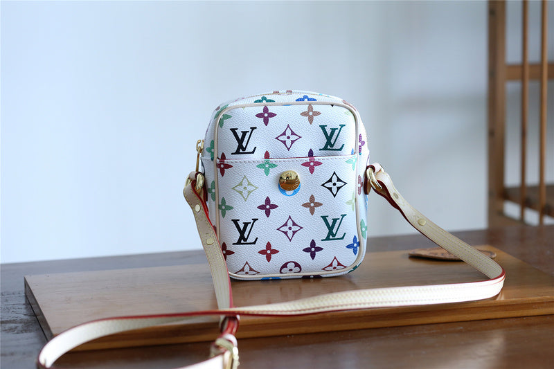 Alice bags - Louis Vuittons - 9395