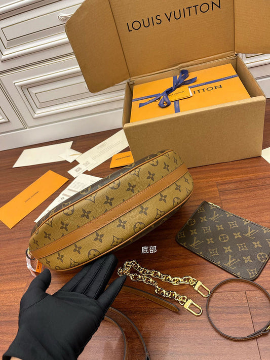Alice Bags- Louis Vuittons - 16079