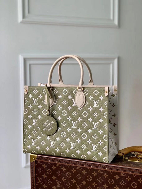 Alice Bags- Louis Vuittons - 16613