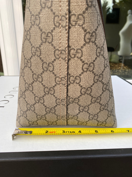 Gucci Interlocking GG Supreme Tote