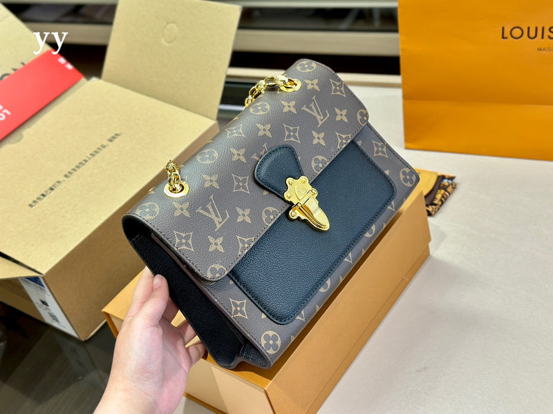 Alice bags - Louis Vuittons - 14999