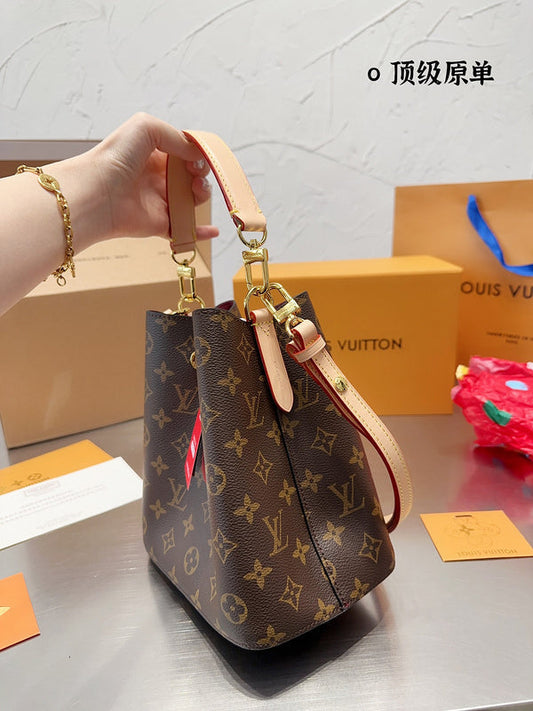 Alice bags - Louis Vuittons - 14957