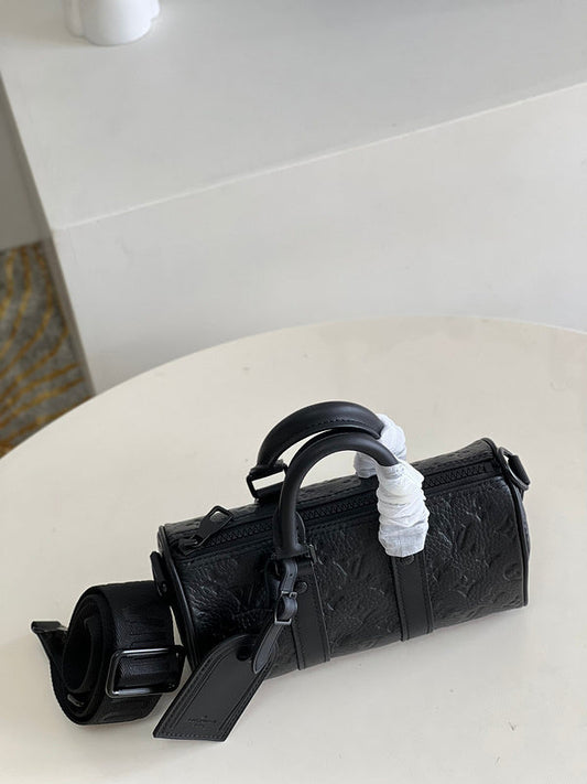 Alice Bags- Louis Vuittons - 16420