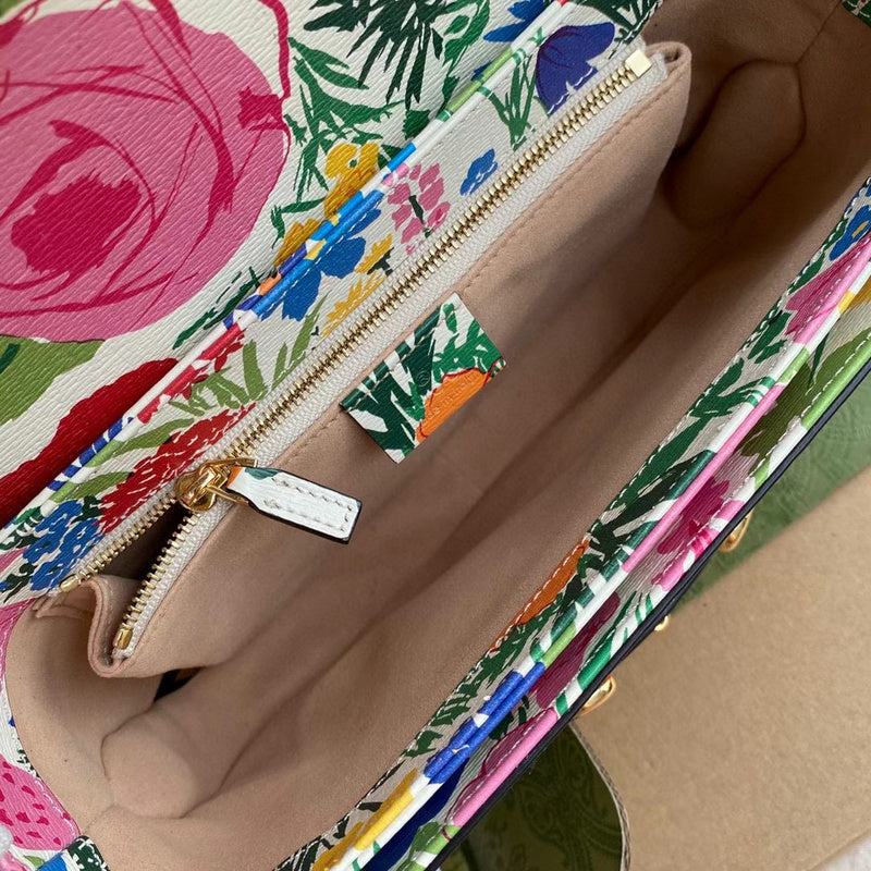 Gucci Luxury Bags 1090