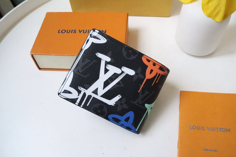 Alice Bags- Louis Vuittons - 16002