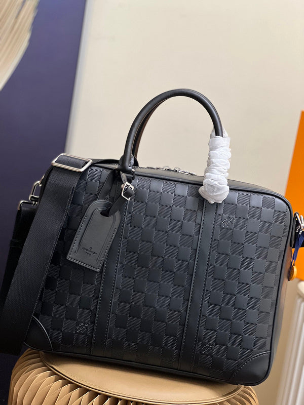 Alice Bags- Louis Vuittons - 16140