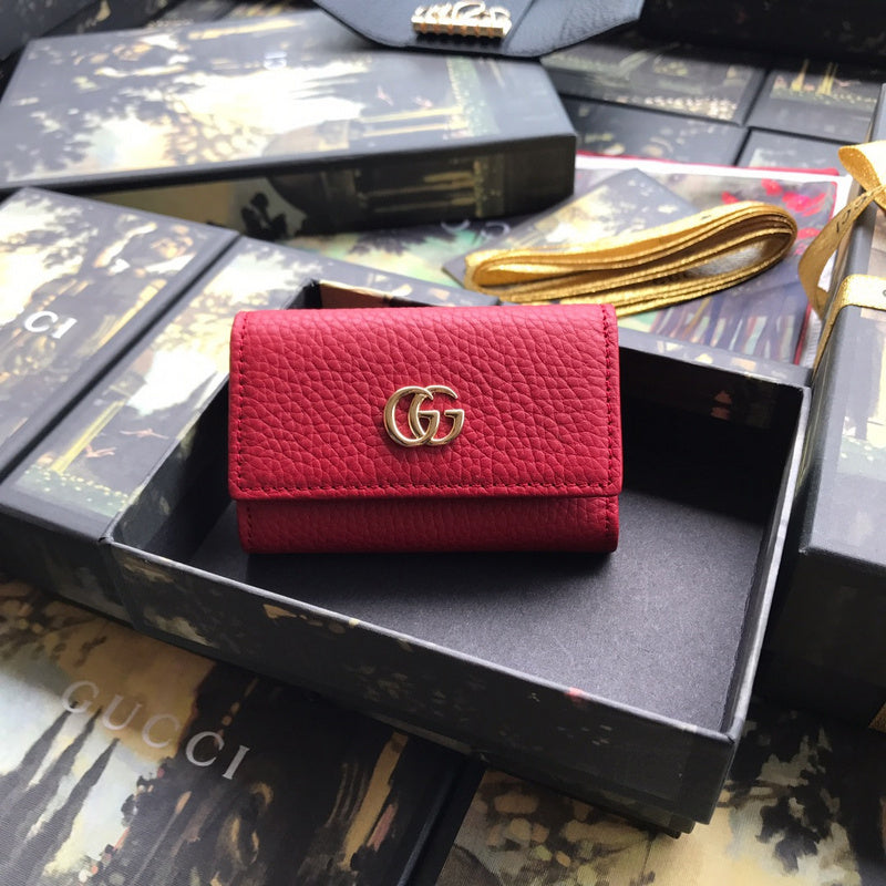 Gucci Luxury Bags 908