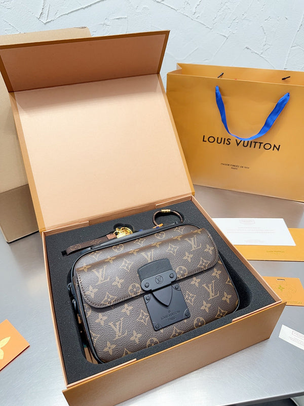 Alice bags - Louis Vuittons - 14886