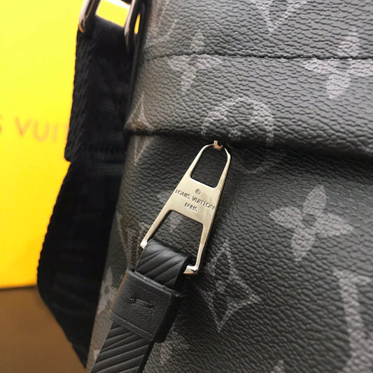 Alice Bags- Louis Vuittons - 16554
