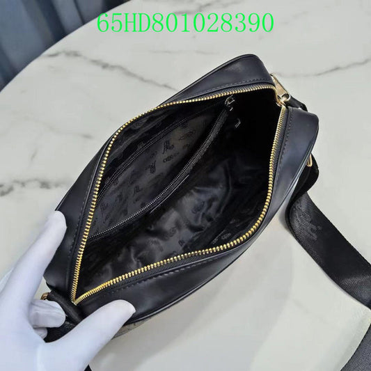Gucci Bags - The Tote 826