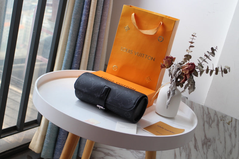 Alice Bags- Louis Vuittons - 16561