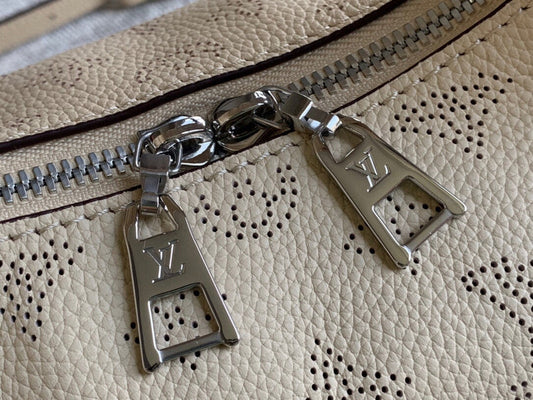 Alice Bags- Louis Vuittons - 16383