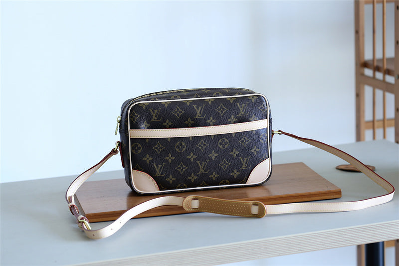 Alice bags - Louis Vuittons - 7884
