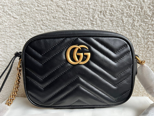 Gucci GG Black Marmont Mini Shoulder Bag (RRP £1,360)
