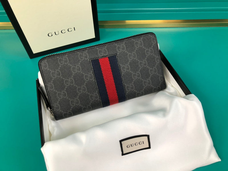 Gucci Luxury Bags 946