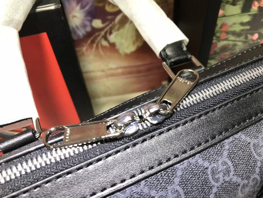 Gucci Bags - The Tote 921