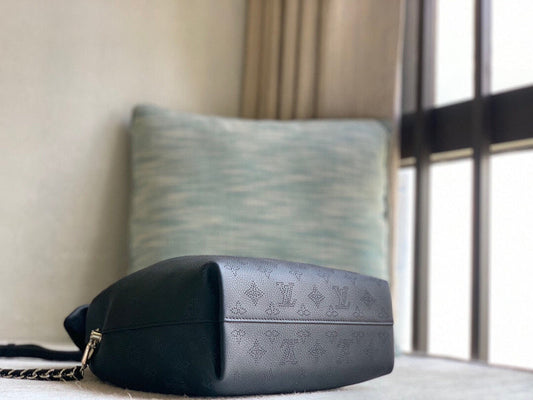 Alice Bags- Louis Vuittons - 16384