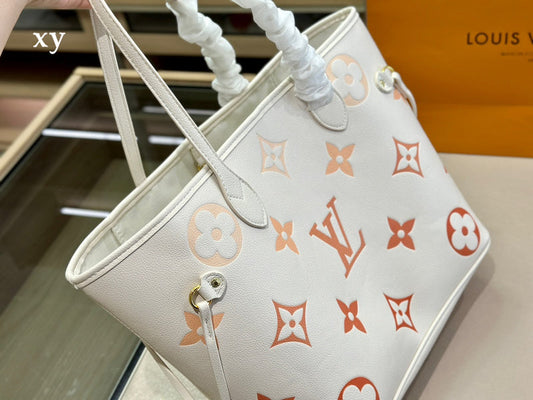 Alice bags - Louis Vuittons - 15052