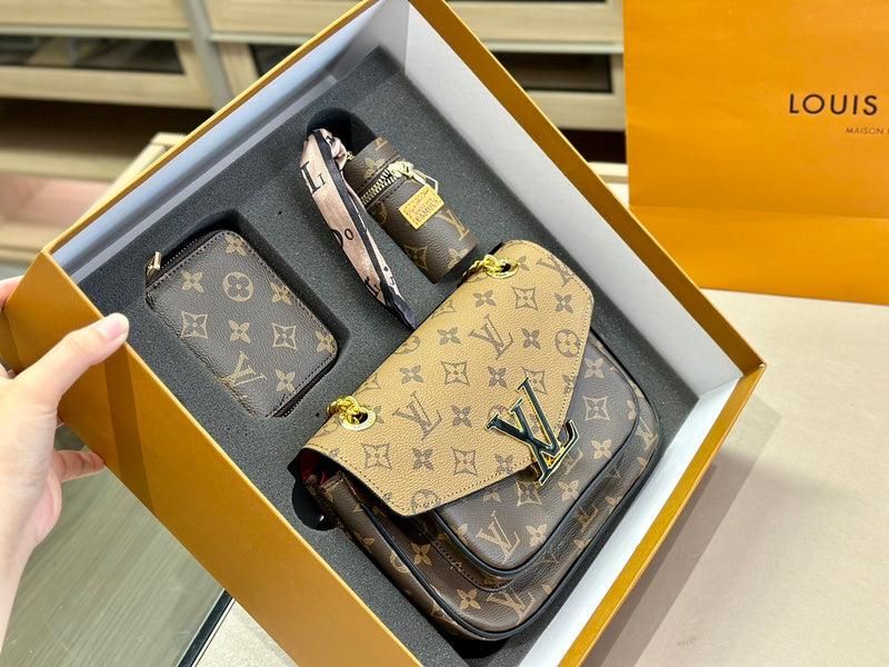 Alice bags - Louis Vuittons - 14900