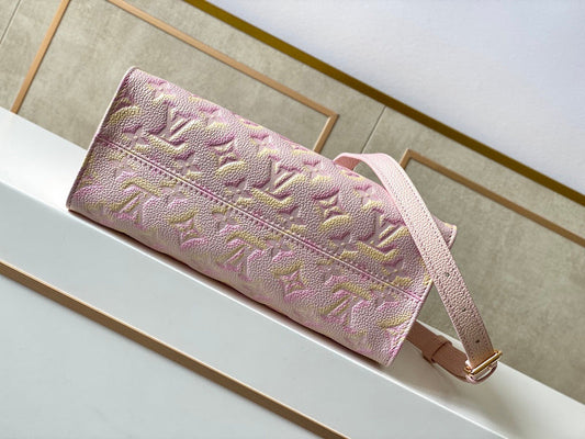 Alice Bags- Louis Vuittons - 16434