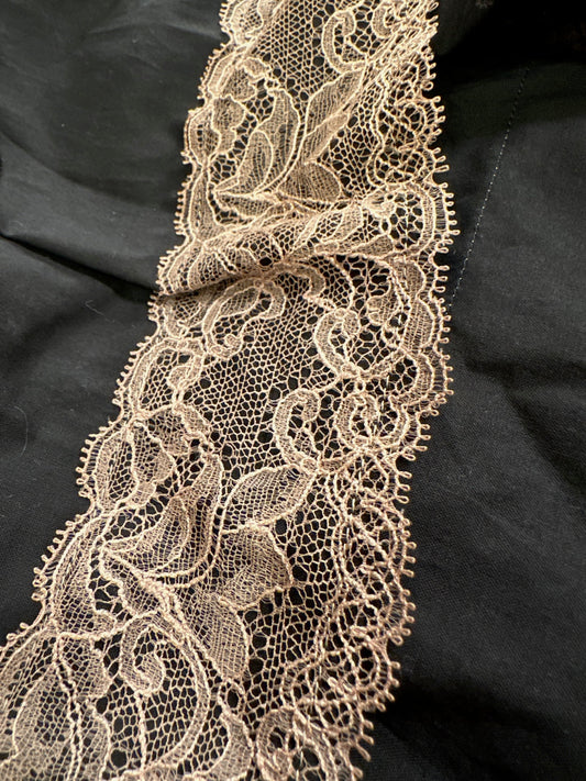Gucci Lace-Trim Cotton Maxi Dress in Black