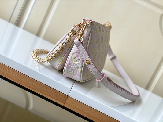 Alice Bags- Louis Vuittons - 16441