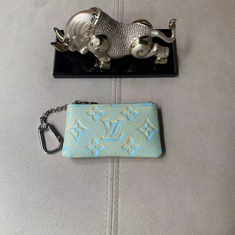 Alice Bags- Louis Vuittons - 16374