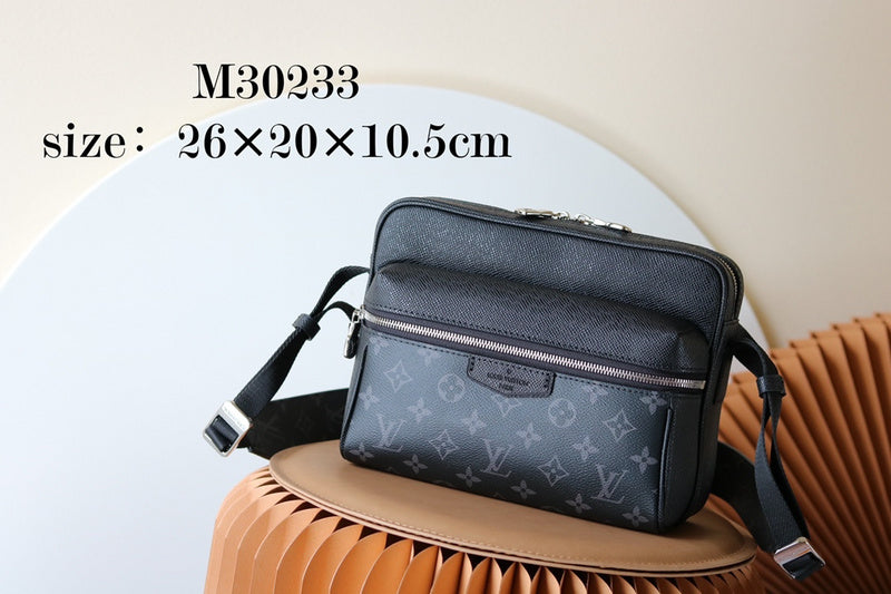 Alice Bags- Louis Vuittons - 16148