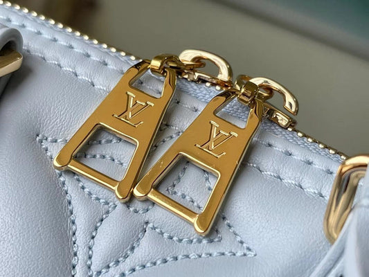 Alice Bags- Louis Vuittons - 16617