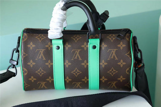Alice bags - Louis Vuittons - 11256