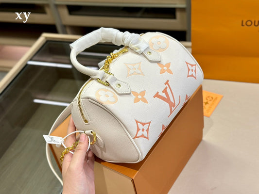 Alice bags - Louis Vuittons - 15004