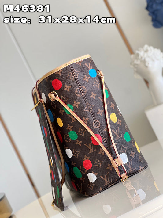 Alice Bags- Louis Vuittons - 15978