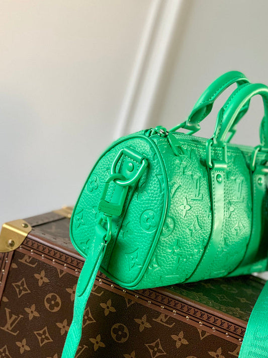 Alice Bags- Louis Vuittons - 16399