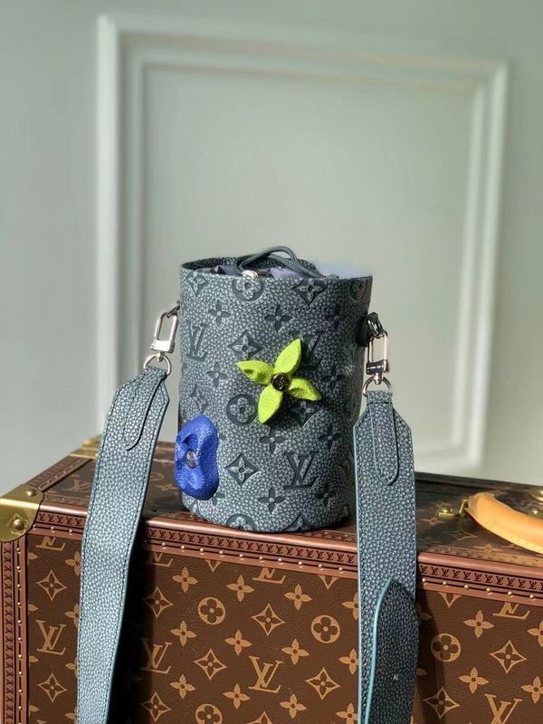 Alice Bags- Louis Vuittons - 16321