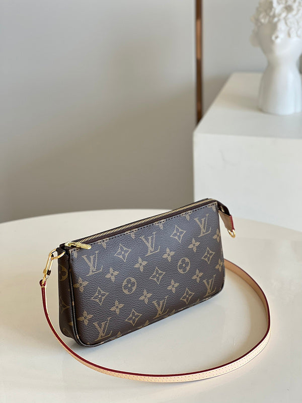 Alice Bags- Louis Vuittons - 16545