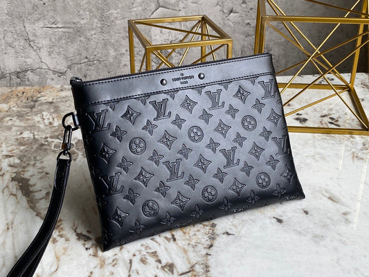 Alice Bags- Louis Vuittons - 16526