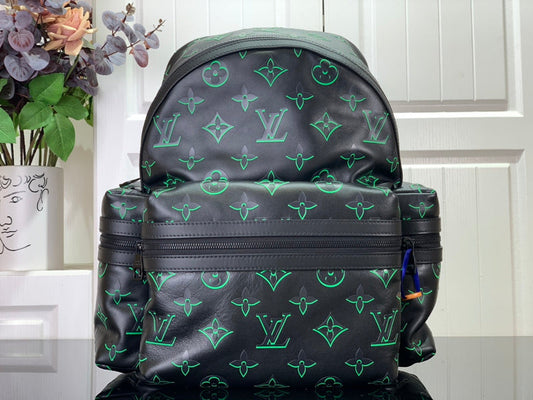 Alice Bags- Louis Vuittons - 15929