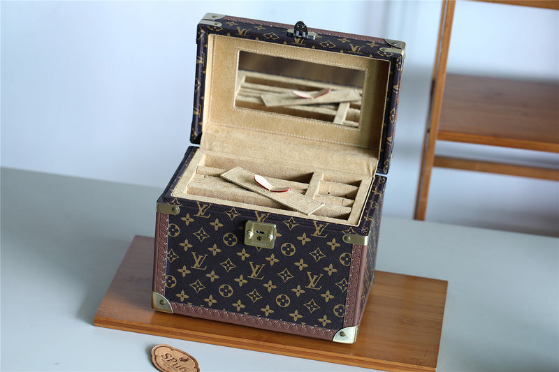 Alice bags - Louis Vuittons - 9515