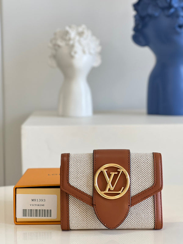 Alice Bags- Louis Vuittons - 16542