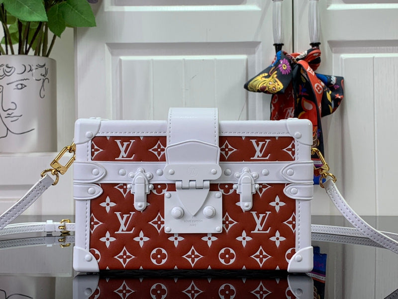 Alice Bags- Louis Vuittons - 16386