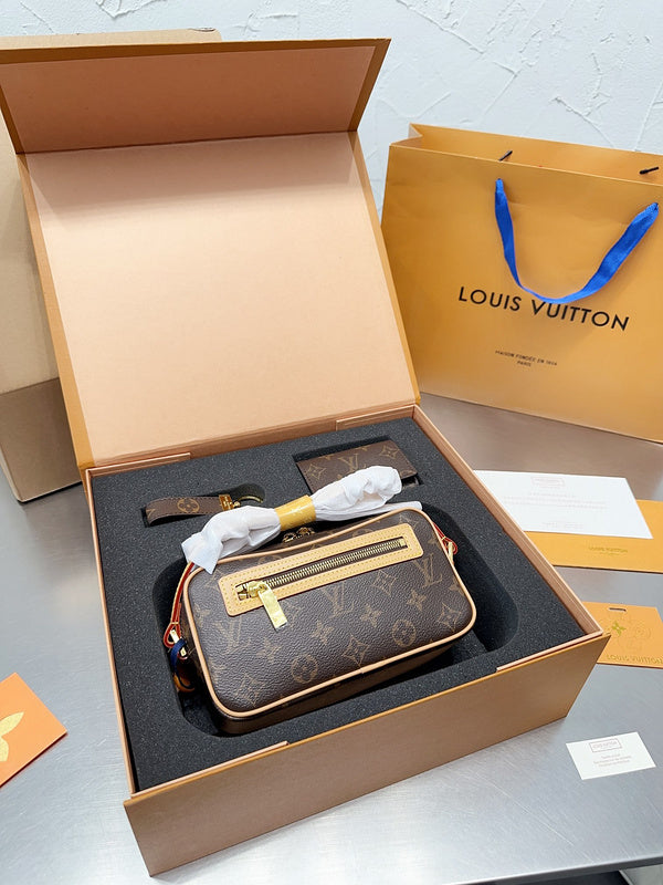 Alice bags - Louis Vuittons - 14888