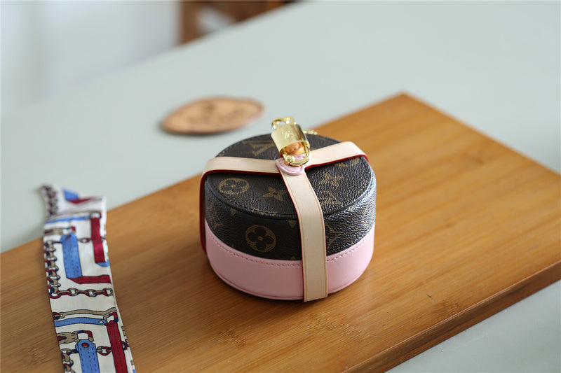 Alice bags - Louis Vuittons - 9356