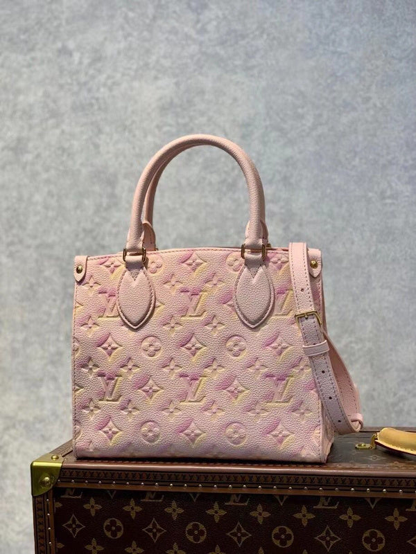 Alice Bags- Louis Vuittons - 16592