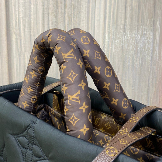 Alice Bags- Louis Vuittons - 16111