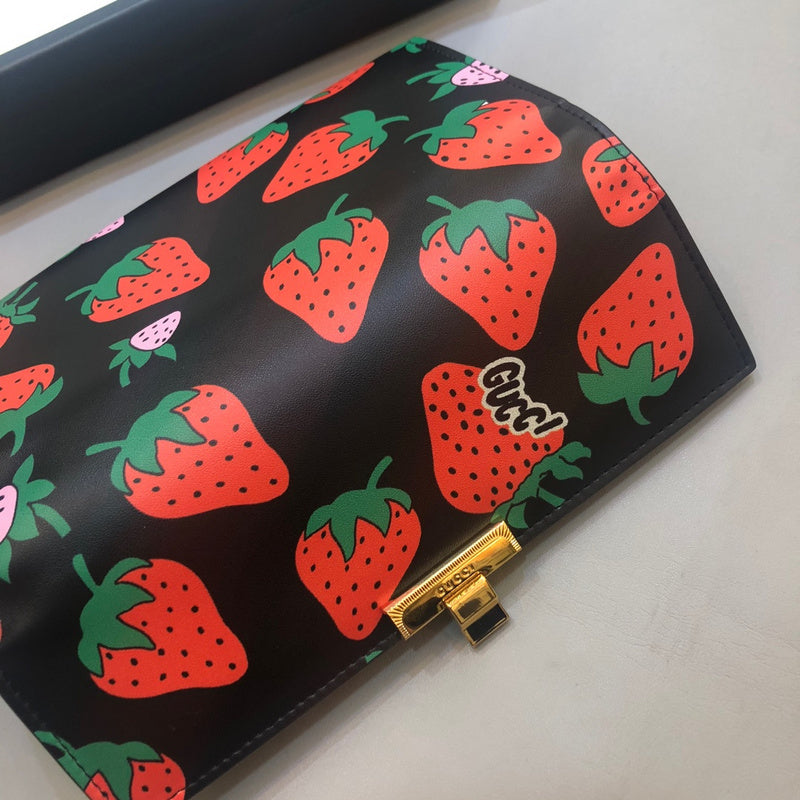 Gucci Luxury Bags 1360