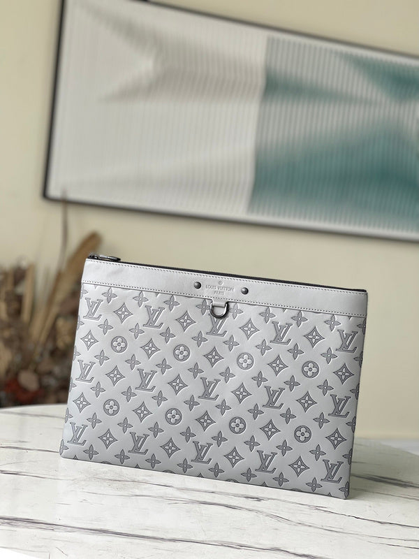 Alice Bags- Louis Vuittons - 16361