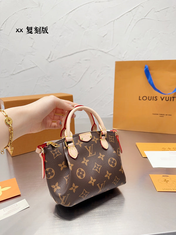 Alice bags - Louis Vuittons - 14918